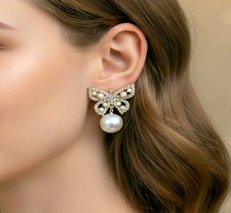 MONARCH PEARL EARRINGS