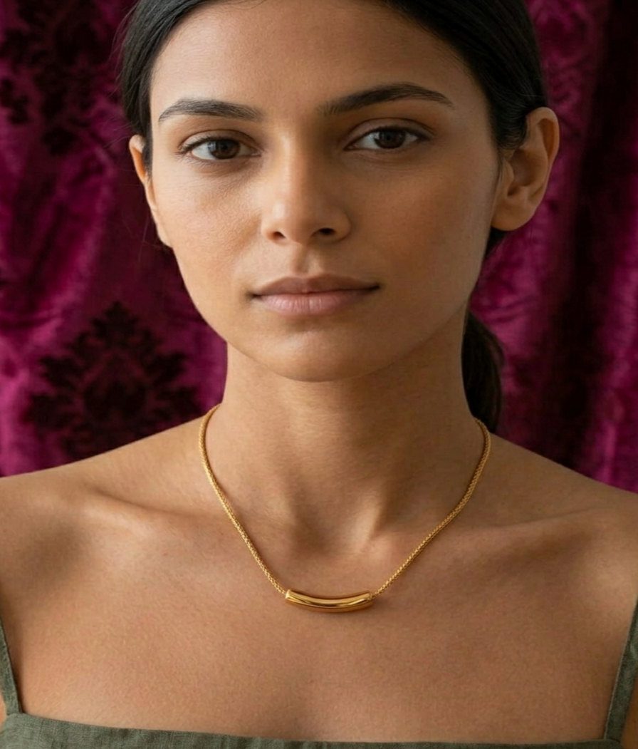 ARCH NECKLACE (GOLDEN)