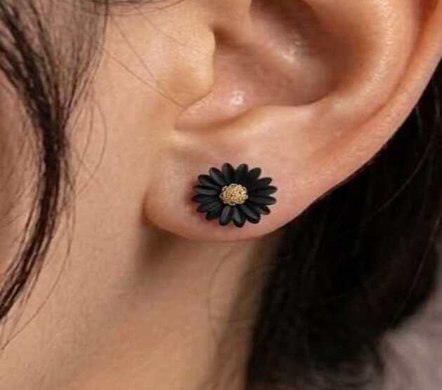 SUNFLOWER EARRINGS (BLACK COLOUR)